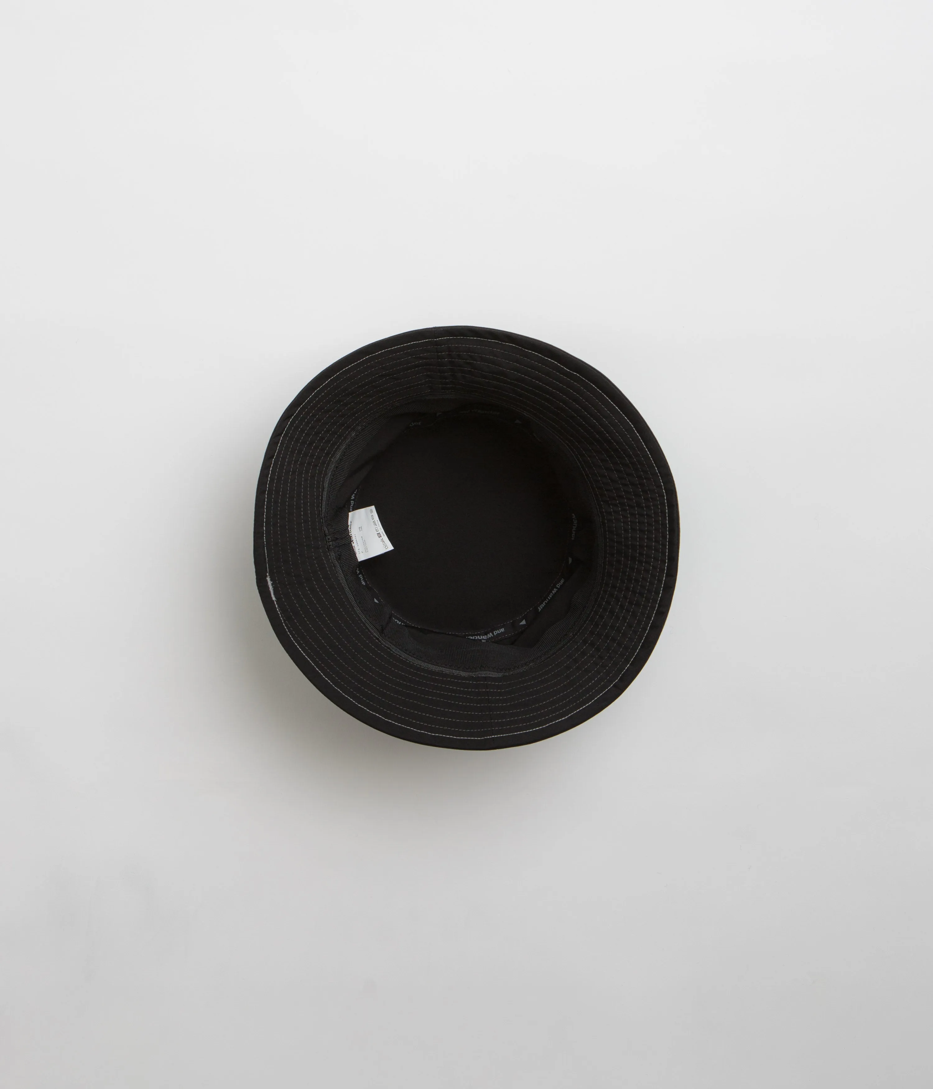and wander PE CO Bucket Hat - Black