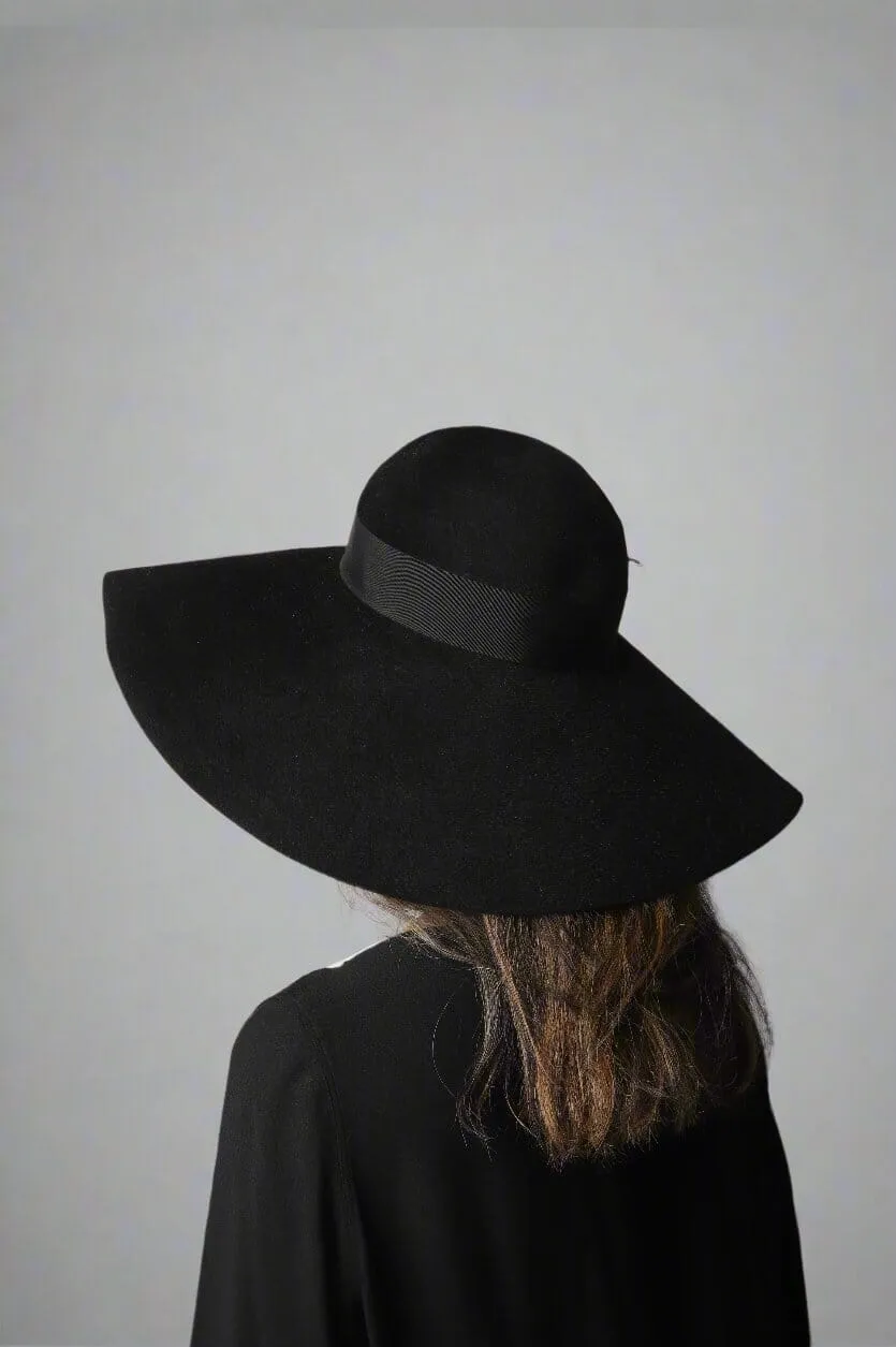 Black felt hat