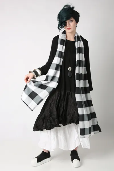 Carnaby Scarf in Nove Carnaby