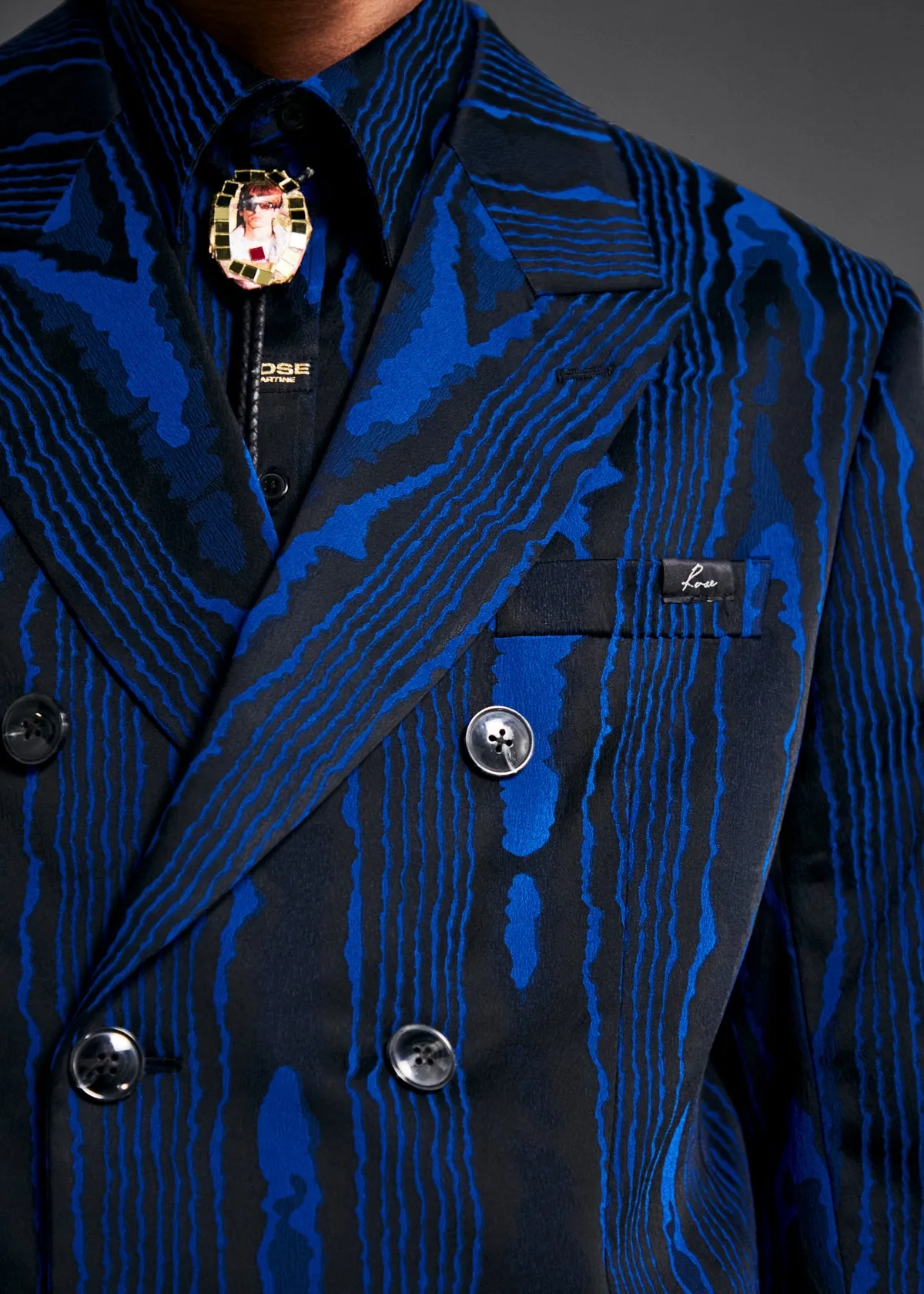 DOUBLE BREASTED SHORT COAT in BLUE BLACK