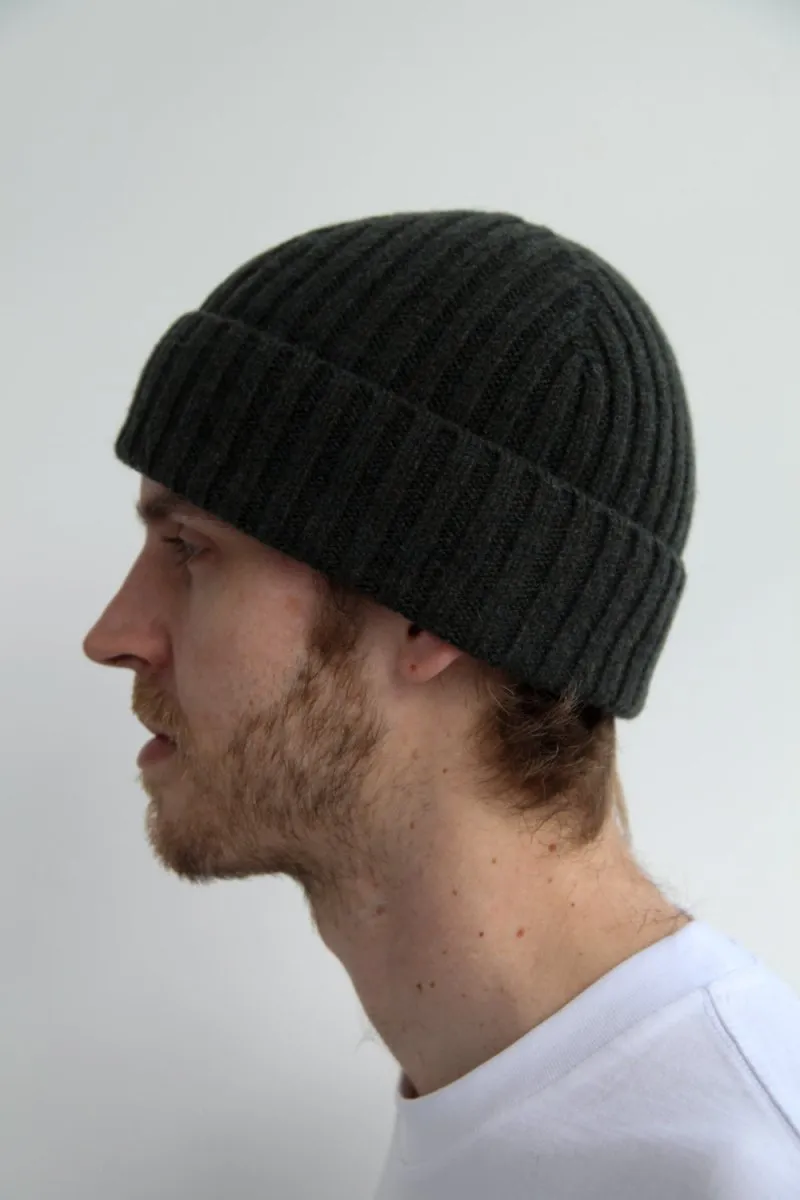 Half Dozen Super-Soft Lambswool Fisherman Beanie (Seaweed Green)