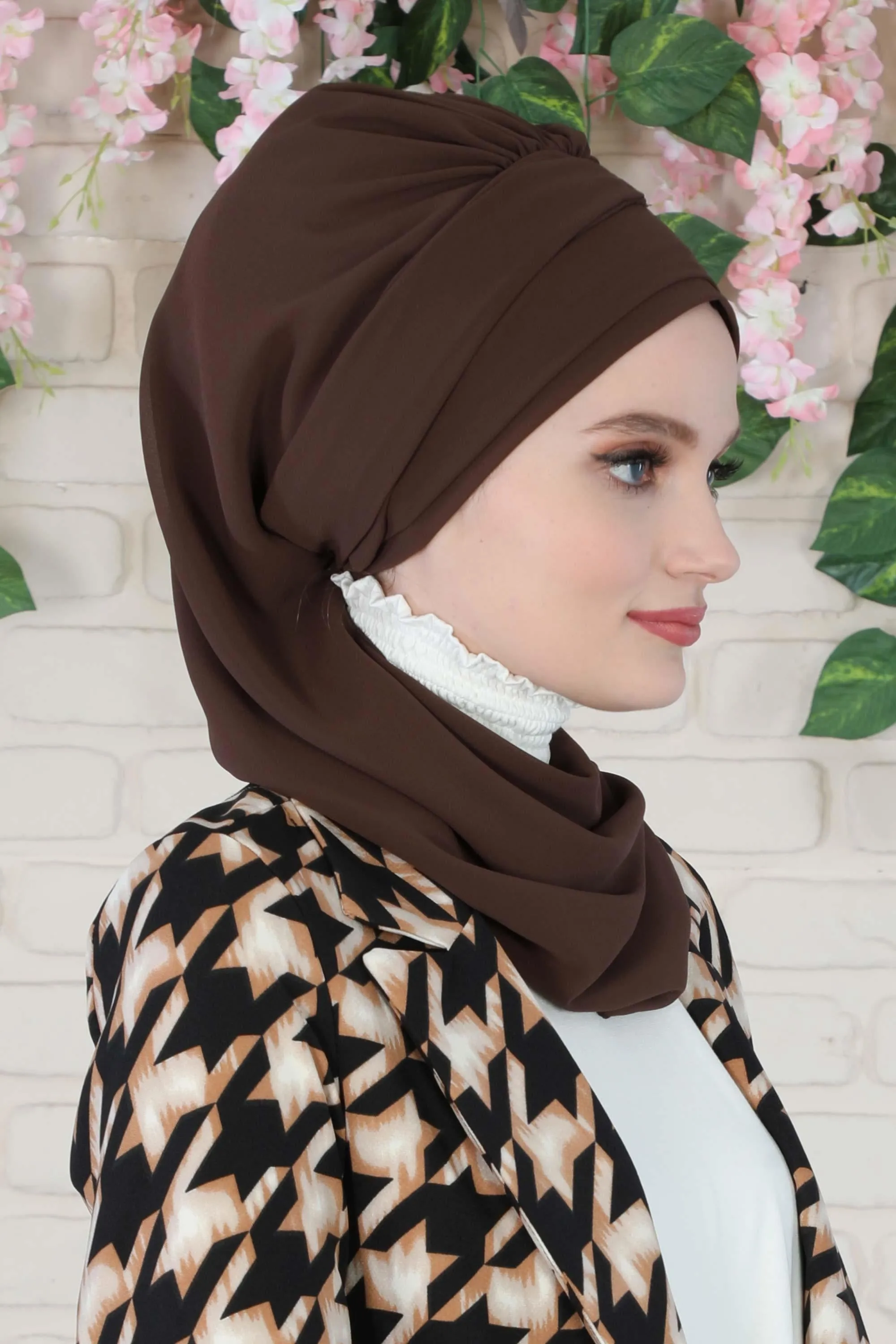 Stylish Instant Turban with Elegant Gold Chain Detail made from High Quality Chiffon Fabric, Breathable Headscarf Turban For Women,HT-28