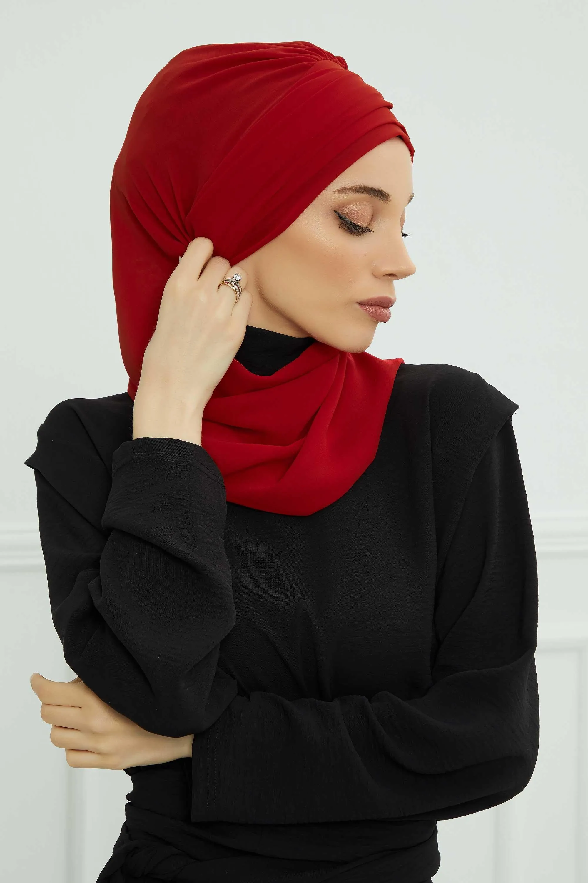 Stylish Instant Turban with Elegant Gold Chain Detail made from High Quality Chiffon Fabric, Breathable Headscarf Turban For Women,HT-28